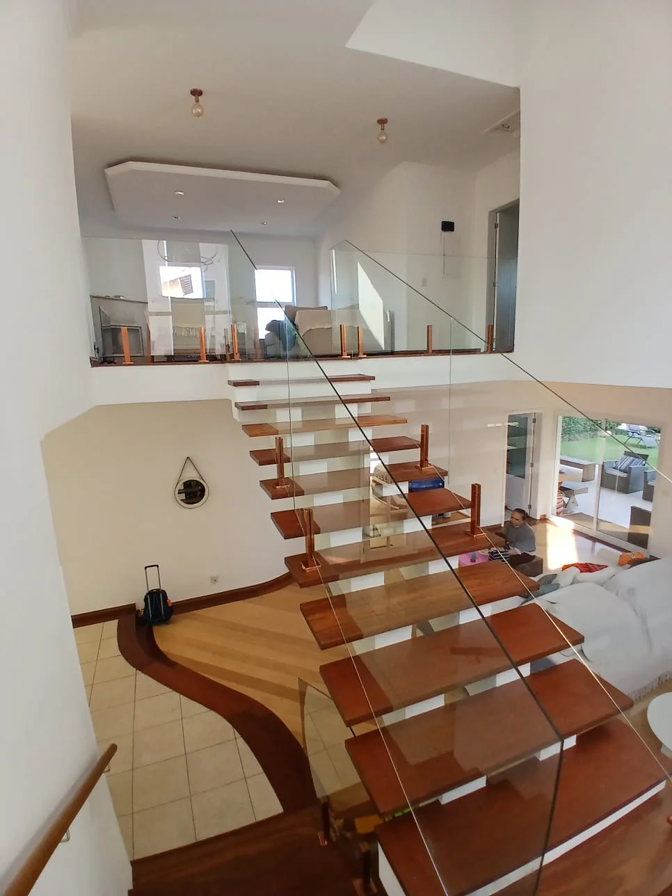 Guarda Corpo em Vidro — Structta Esquadrias de Alumínio
